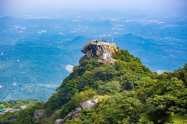 泰州汽车用品汽配城(中国四大汽配城——陈田村)